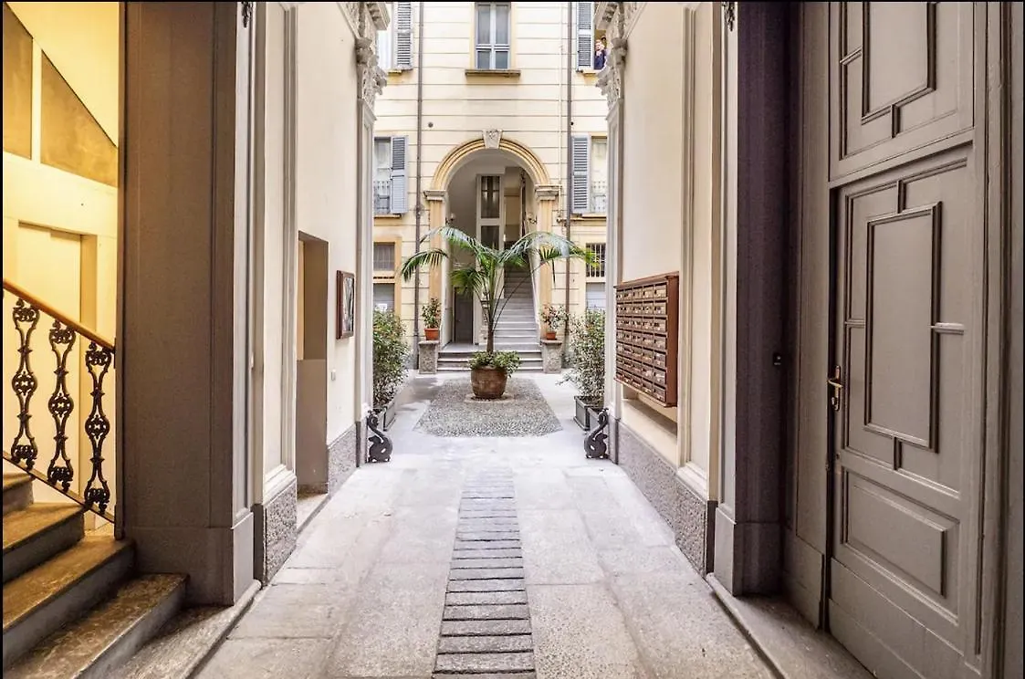 דירה מילאנו Suite In Palazzo Storico